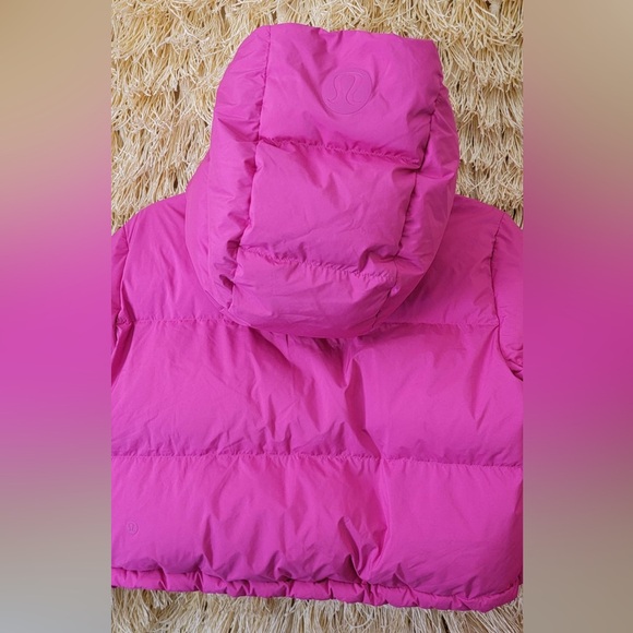 Lululemon💎NWOT💎Wunder Puff Super-Cropped Jacket Goose Down💎Sonic Pink💎Size 4 - Picture 13 of 15